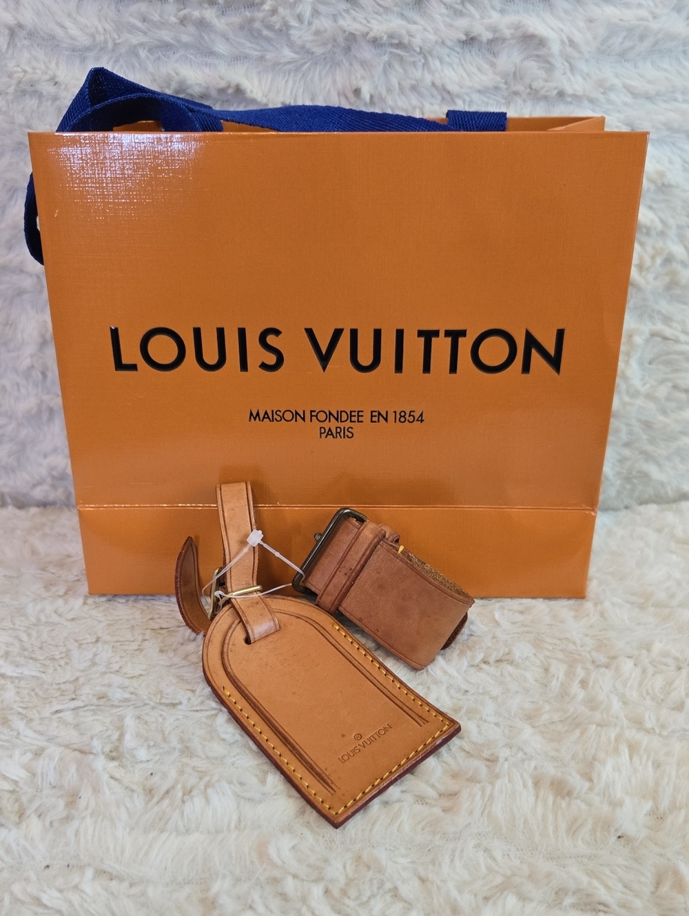 Louis Vuitton Tan Leather Luggage Tag Set With Gift Bag